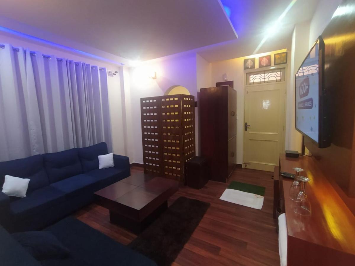 Deluxe Homestay Apartments With Kitchen In Шимла Екстериор снимка