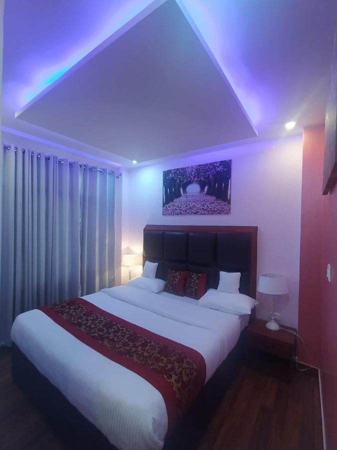 Deluxe Homestay Apartments With Kitchen In Шимла Екстериор снимка